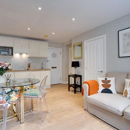 Glamorous Art Deco Flat In Chelsea Londra Esterno foto